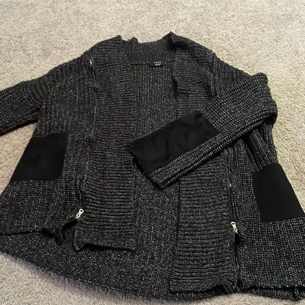 Funky Vici black cardigan with black pockets and zippers